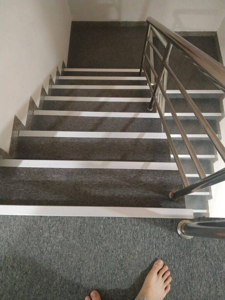 7126E29A-8C14-4D78-9BD5-25B5EBB46B6B