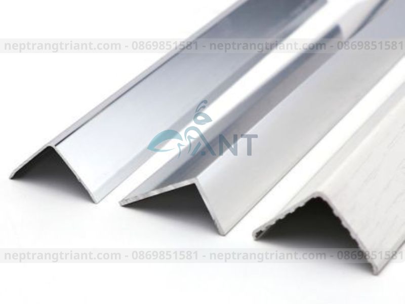 Kinh Nghiệm Chọn Nẹp Inox Chữ L Bền Đẹp Cho Mọi Công Trình